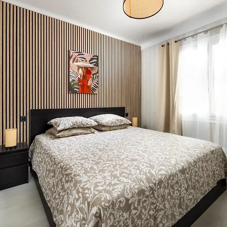 2 Pieces Bord De Avec Jardin *